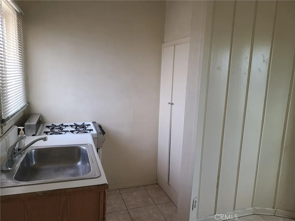 14301 Frontage Road Unit 3, North Edwards, Ca 93523 - Photo 5 of 13, North Edwards, CA