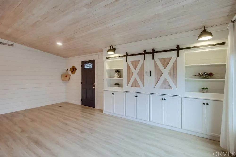 https://cdn.realtyfeed.com/cdn/127/306375286/2505b1b0a88ba6e0d65f9efe045b5445.webp