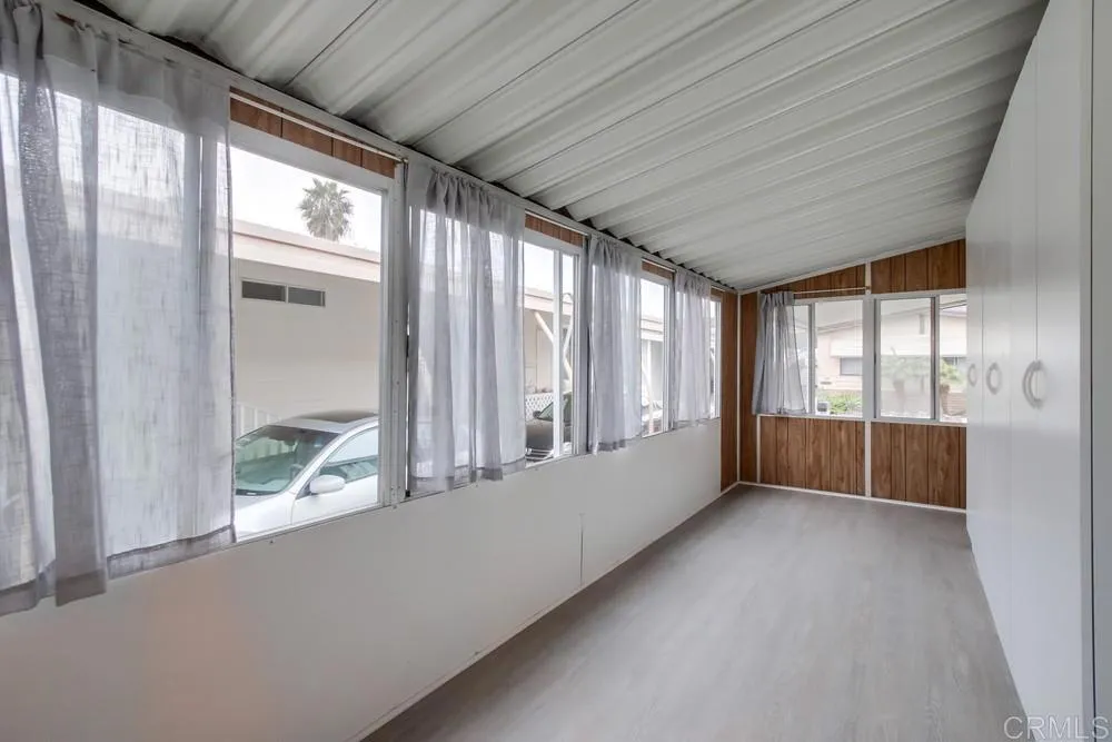 https://cdn.realtyfeed.com/cdn/127/306375286/51ed00ed93e02f9f7a7016bcb3ec20f0.webp