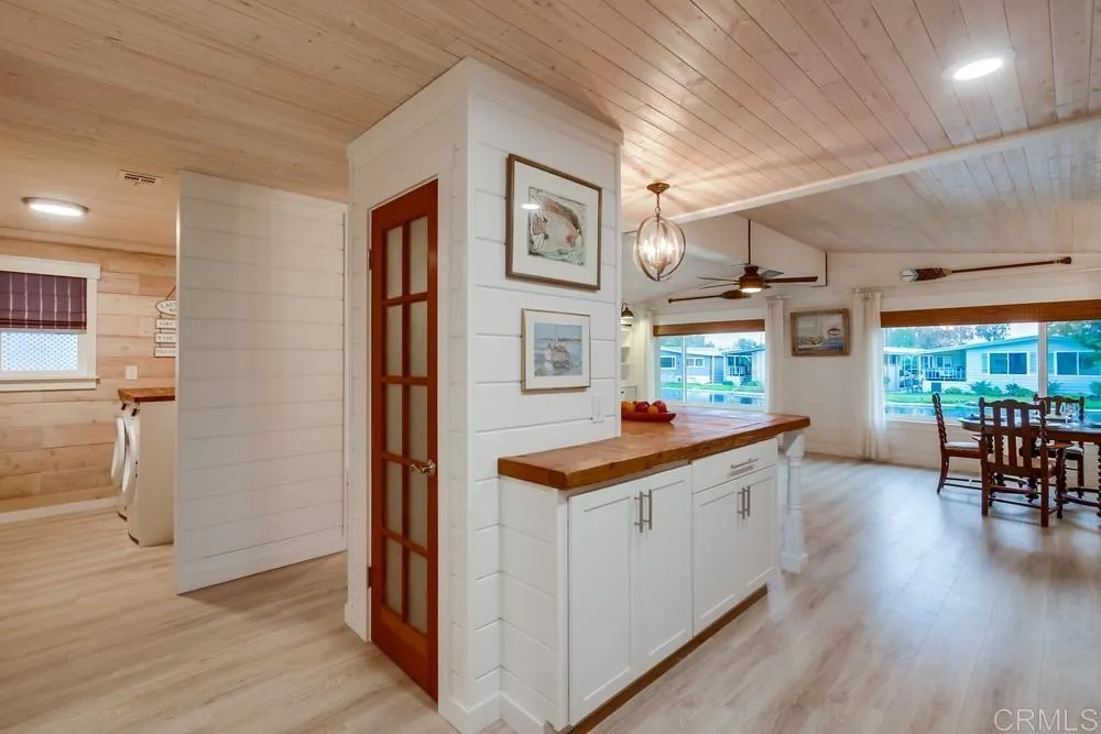 https://cdn.realtyfeed.com/cdn/127/306375286/5282605074b72e0328780d685ee9ac37.webp