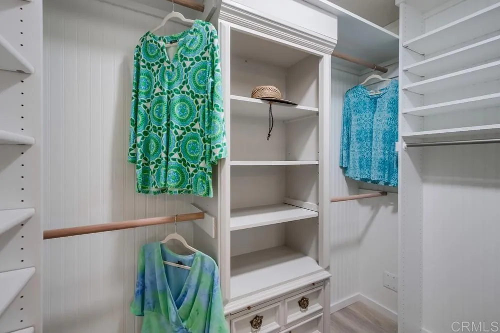 https://cdn.realtyfeed.com/cdn/127/306375286/80a8ad98e38207d1febc4f96a8b5babf.webp