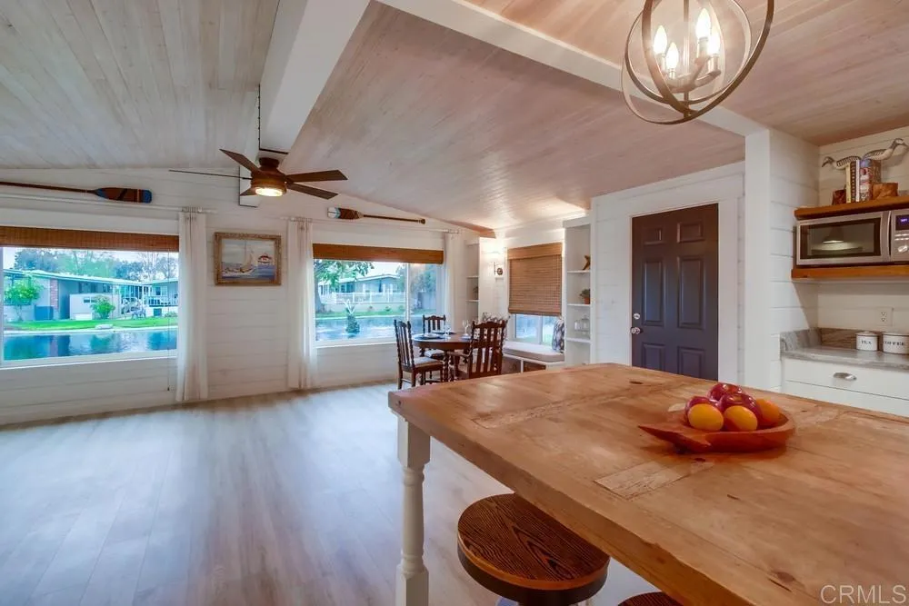 https://cdn.realtyfeed.com/cdn/127/306375286/907178abf9c5154ecccdccd5d61e8cab.webp