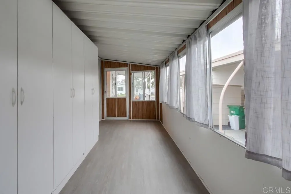 https://cdn.realtyfeed.com/cdn/127/306375286/bf408d754b0e058f7c80ec147b315884.webp