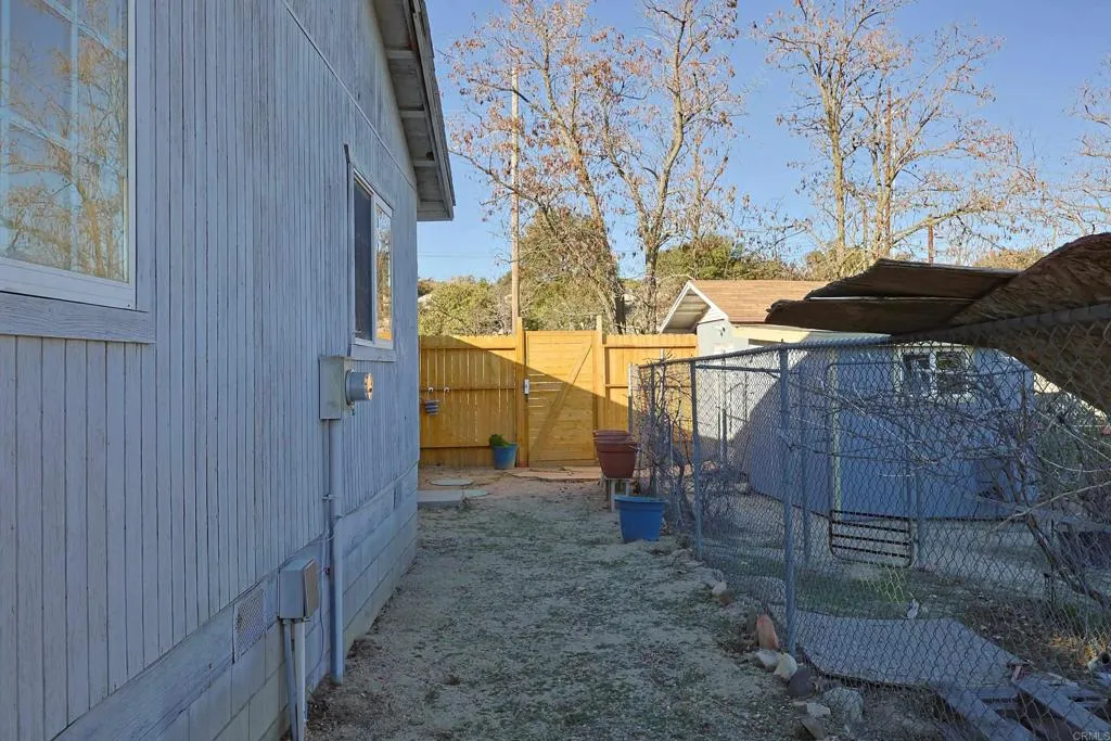 https://cdn.realtyfeed.com/cdn/127/306375420/05a128662499c7e3e585e158562f3456.webp
