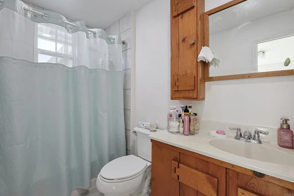 https://cdn.realtyfeed.com/cdn/127/306375420/6f8a27992930f2133e43e75f9896b8c5.webp