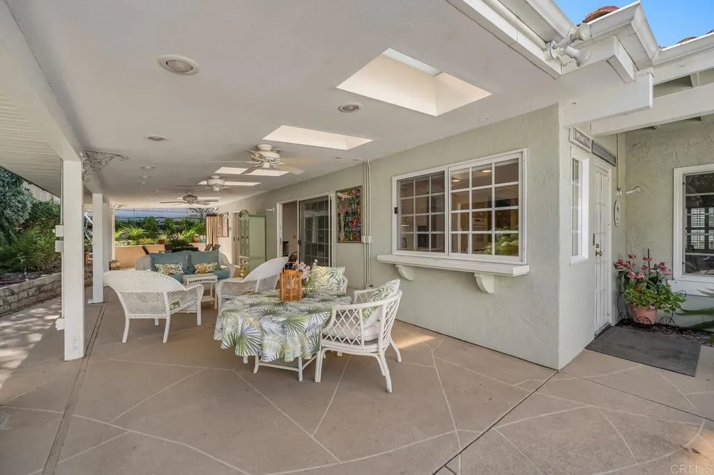 https://cdn.realtyfeed.com/cdn/127/306376313/f65d5361c8298b8f277451f40f8bb68a.webp