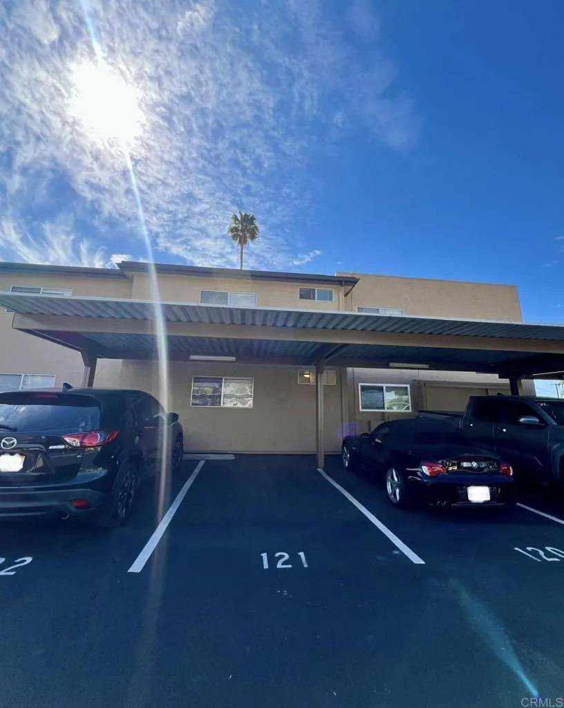 https://cdn.realtyfeed.com/cdn/127/306376460/3cc6488ee41f9db0828c6c5c52f770cc.webp