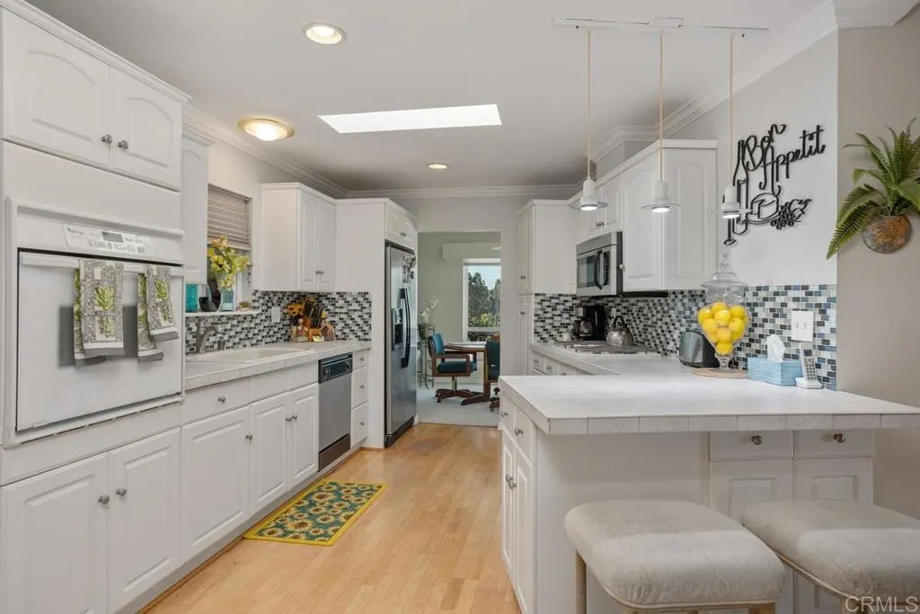 https://cdn.realtyfeed.com/cdn/127/306376508/2c93f2889c08753b31f6d1947315811d.webp