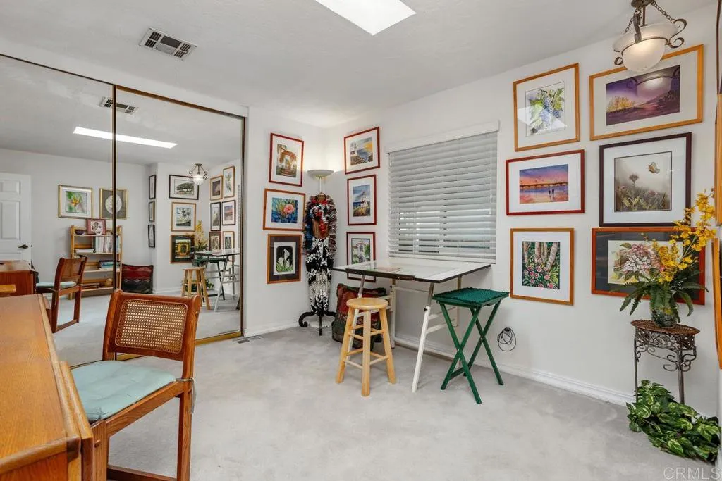 https://cdn.realtyfeed.com/cdn/127/306376508/599fccdd4580fd3b1cd7b5cd6850a53c.webp