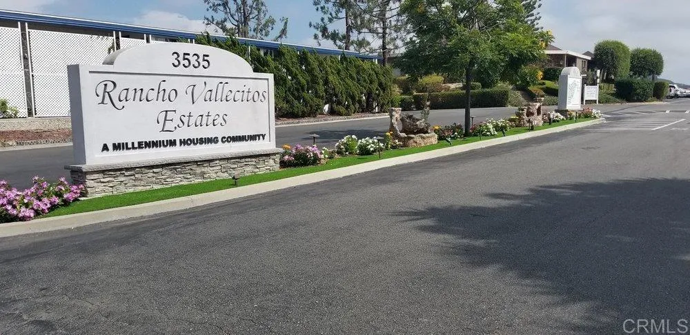 https://cdn.realtyfeed.com/cdn/127/306376508/6ab0c982d4e60c6e166a9d107943d5a5.webp