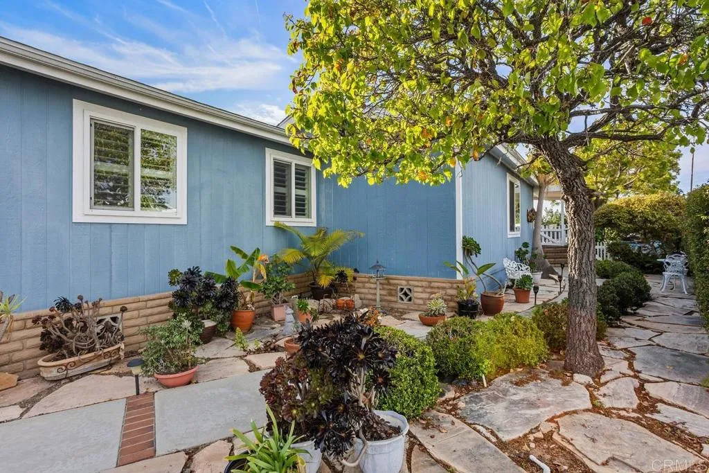https://cdn.realtyfeed.com/cdn/127/306376508/b4598e0a7d9d4fc49f87ad2f0ba802d6.webp