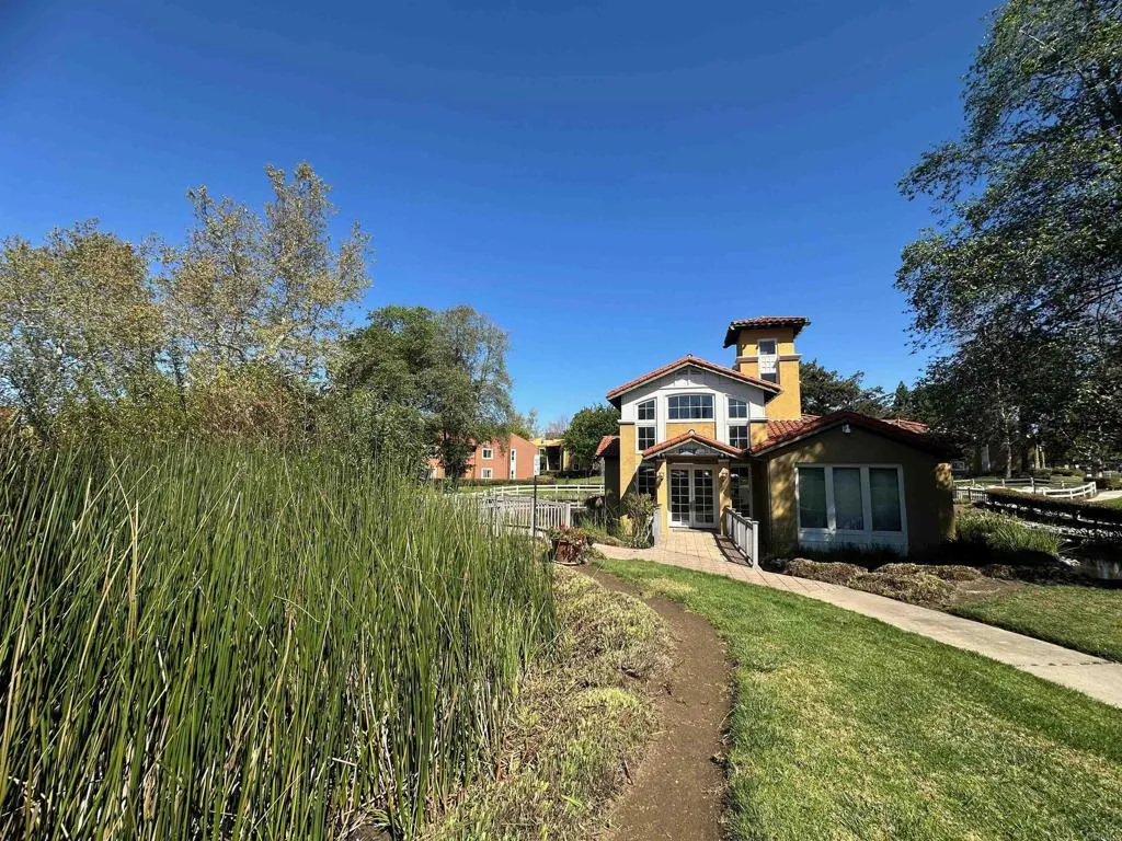https://cdn.realtyfeed.com/cdn/127/306377094/7b95ae7b9f3c299666bb1447b7b1711c.webp