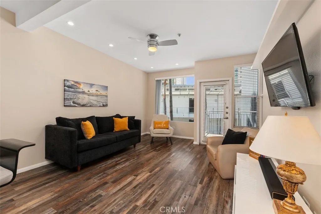 https://cdn.realtyfeed.com/cdn/127/306377171/073fced6bd515bcbfd4a31a32d6e28a2.webp