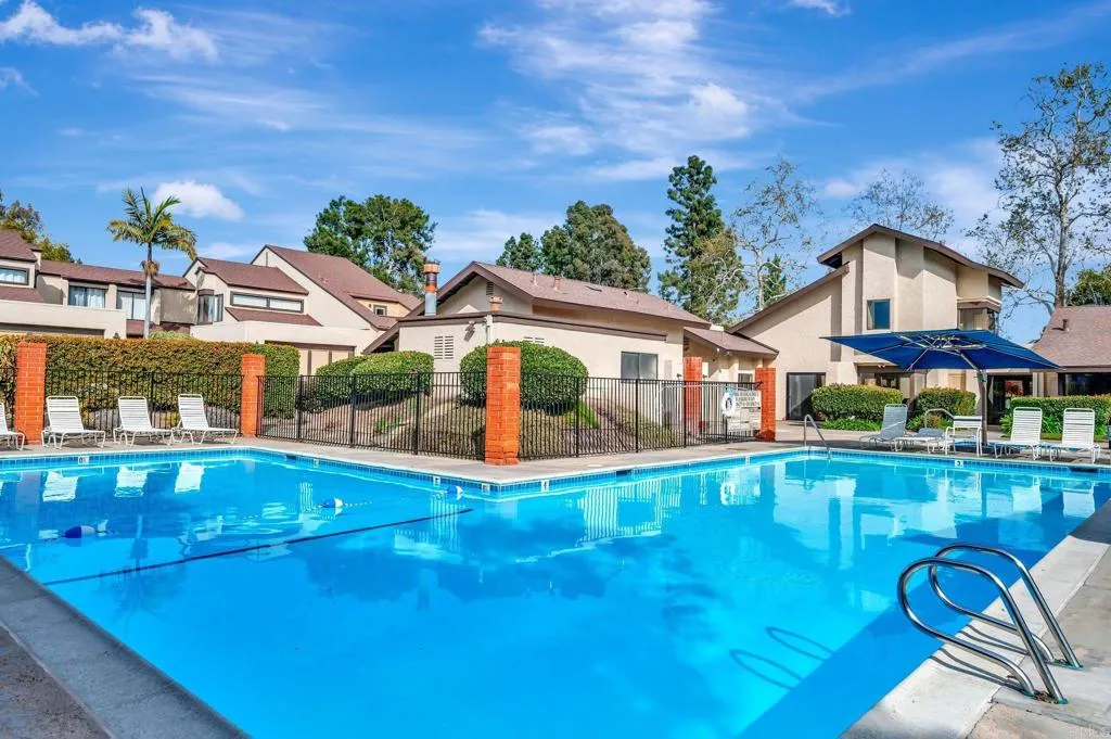 https://cdn.realtyfeed.com/cdn/127/306377377/2e921108a8911bde233b6309e5912165.webp