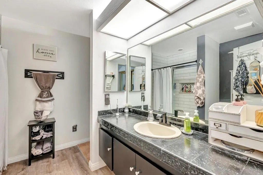 https://cdn.realtyfeed.com/cdn/127/306377377/9a4cd783900d5a5db1701889359b5351.webp