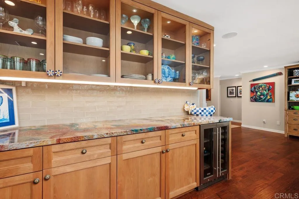 https://cdn.realtyfeed.com/cdn/127/306377667/12421f4a904263a64c54b1eae188ca3c.webp