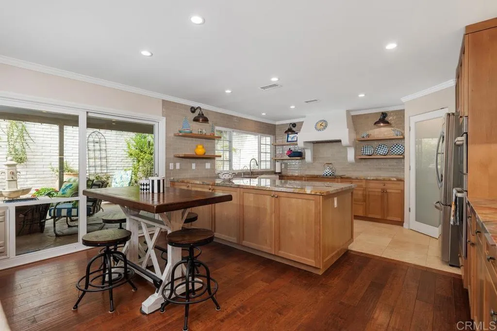 https://cdn.realtyfeed.com/cdn/127/306377667/444307c926ed573af5933903e80c672f.webp