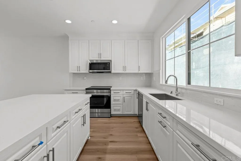 MLS: NDP2501995 Condo For Sale