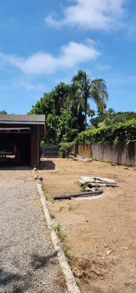 https://cdn.realtyfeed.com/cdn/127/306377931/1bed47f74157187f8245f88b283301bc.webp