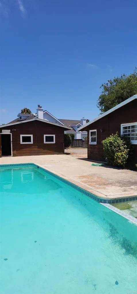 https://cdn.realtyfeed.com/cdn/127/306377931/dd7777f6a2571a0d341e5a2cd2b67a50.webp