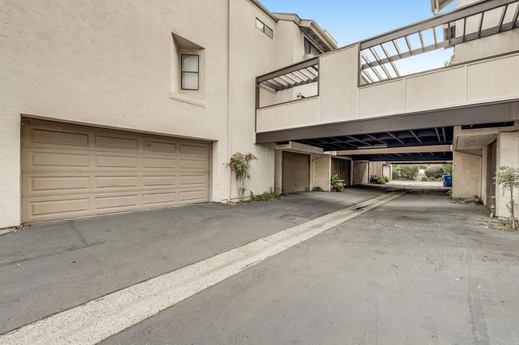 https://cdn.realtyfeed.com/cdn/127/306378062/329f26ae27f7bad9510185f236c2d015.webp