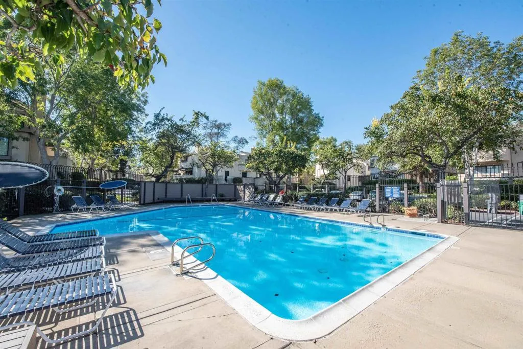 https://cdn.realtyfeed.com/cdn/127/306378062/5812f13e9c207aefb56a4a3617314072.webp