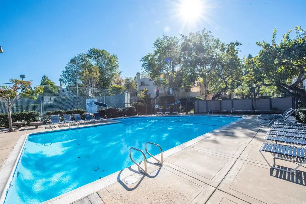 https://cdn.realtyfeed.com/cdn/127/306378062/a2345296033f7dd3e6d5bb15860661fd.webp