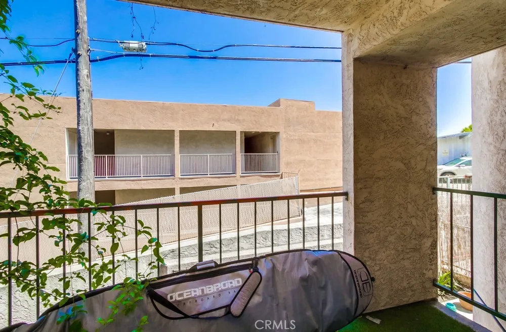 https://cdn.realtyfeed.com/cdn/127/306378217/261bd04ce402b60035f20d7548c77c41.webp