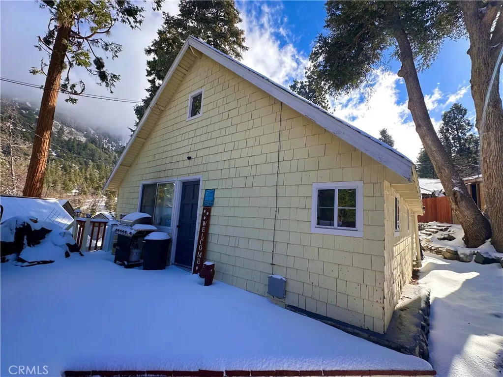 41163 Pine Drive, Forest Falls, Ca 92339 - Photo 4 of 21, Forest Falls, CA