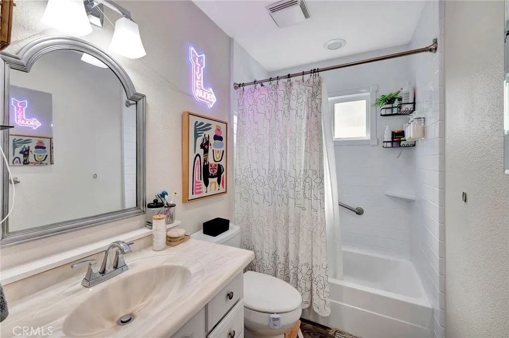 https://cdn.realtyfeed.com/cdn/127/306378585/e12896e6012ede5ddee68f8219058f96.webp