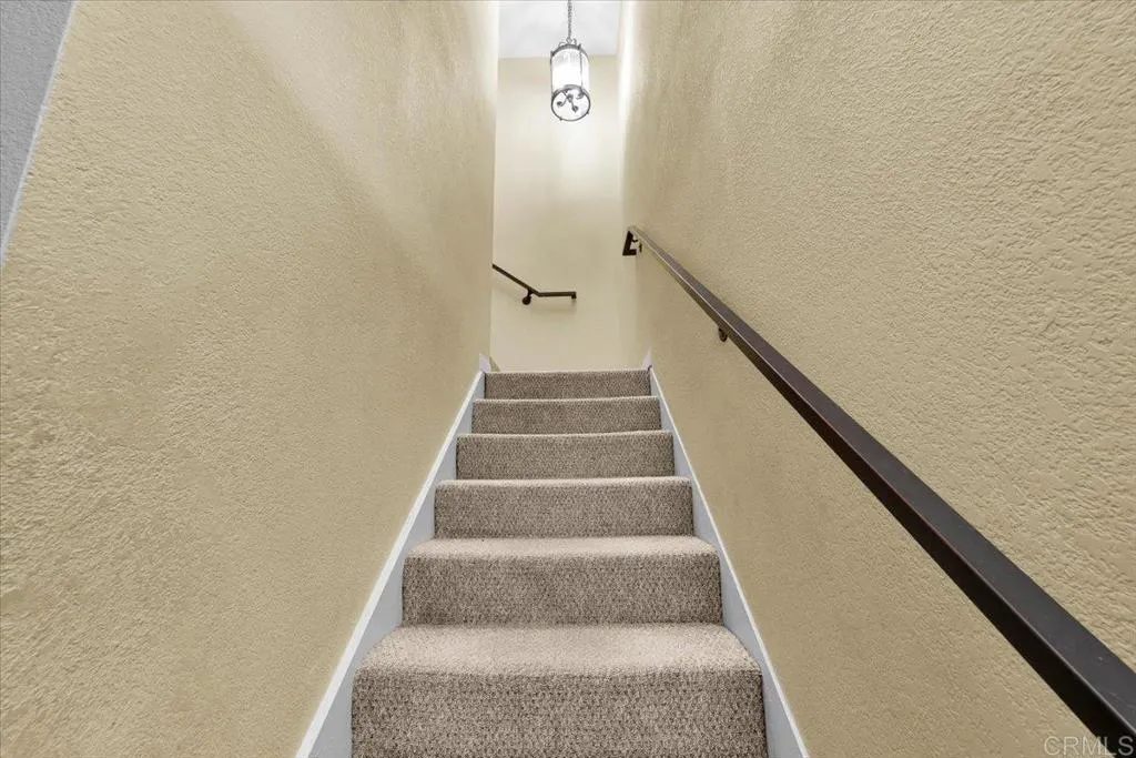 https://cdn.realtyfeed.com/cdn/127/306378805/762dc7c837149c7bc67d0d15a0e4b6c9.webp