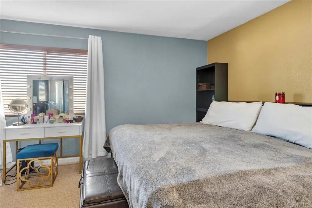 https://cdn.realtyfeed.com/cdn/127/306378805/fb33d00d18493da9035ada6d139bda92.webp