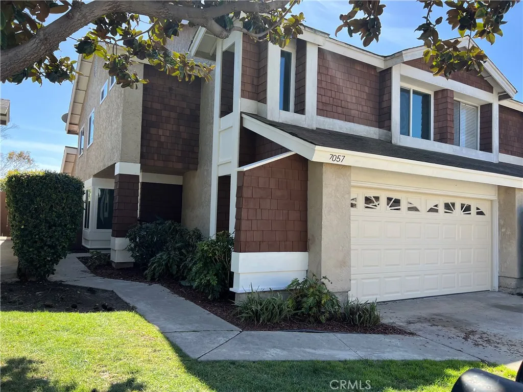 MLS: OC25047171 Condo For Sale