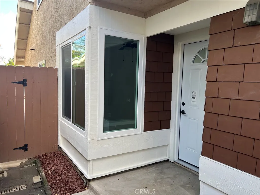 Photo #4: OC25047171 Listing 