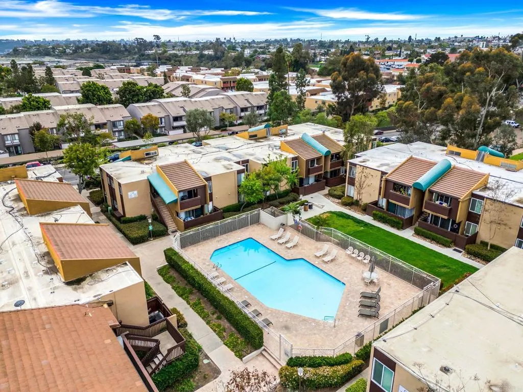 https://cdn.realtyfeed.com/cdn/127/306379014/30aa1fa1565cd113ca9e75cb3ab53317.webp