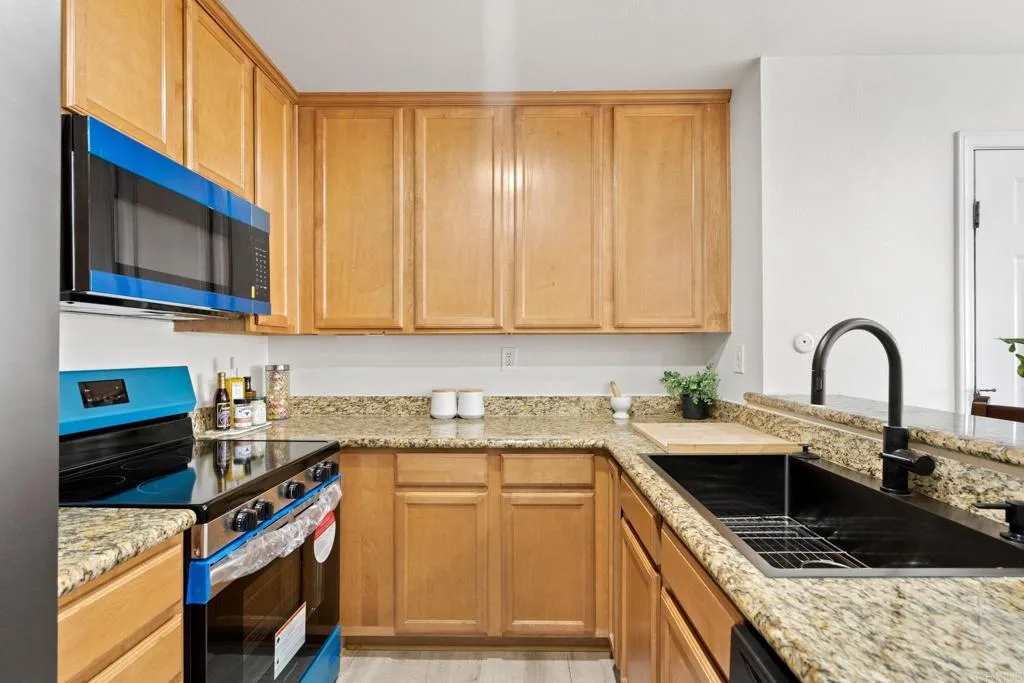 https://cdn.realtyfeed.com/cdn/127/306379014/88f42ae7bf5644e86b0460071d44c989.webp