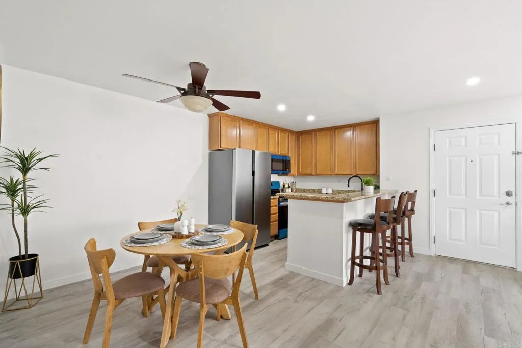 Photo #6: PTP2501572 Listing 