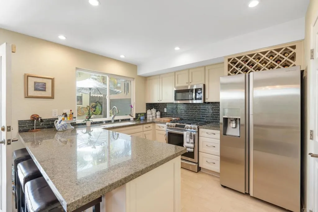 Photo #13: PTP2501575 Listing: Photo #13