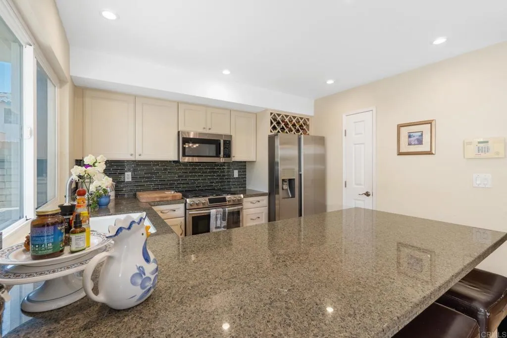 Photo #17: PTP2501575 Listing: Photo #17
