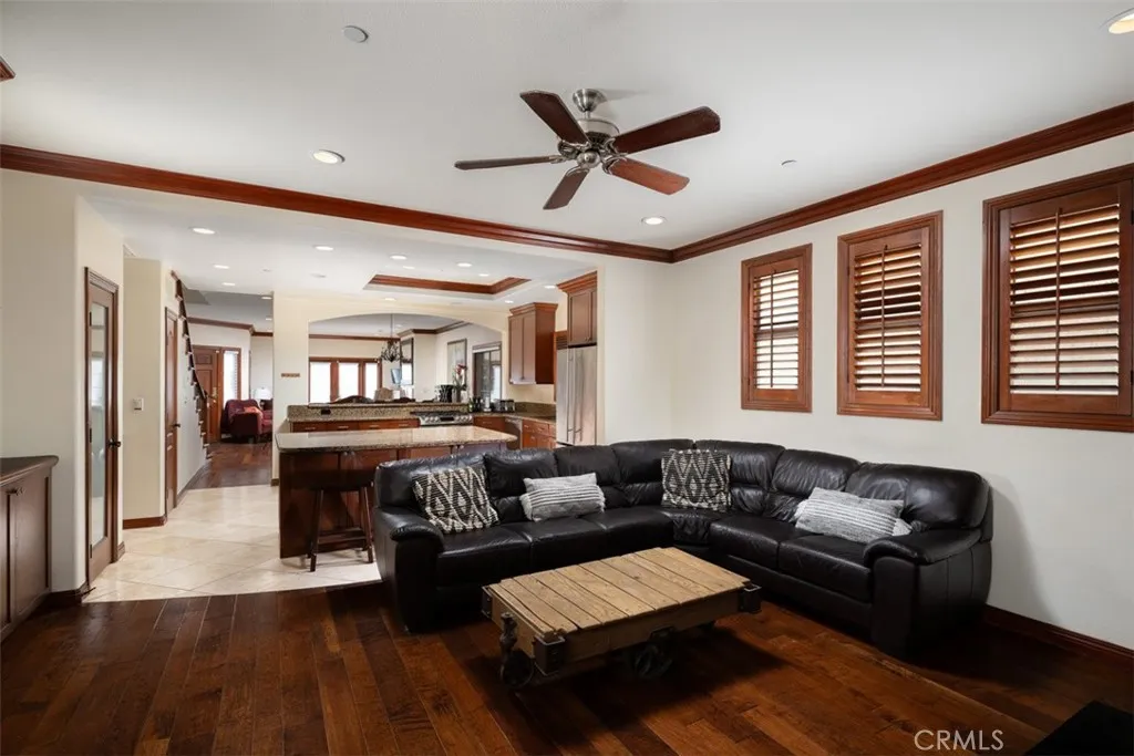 https://cdn.realtyfeed.com/cdn/127/306379091/e7cdd6e70301cfeb0184fb28e2a90ca8.webp