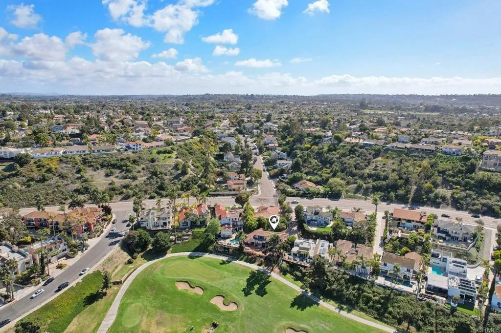https://cdn.realtyfeed.com/cdn/127/306379211/3a9ee1adc30fbe04b017703675a4cffb.webp