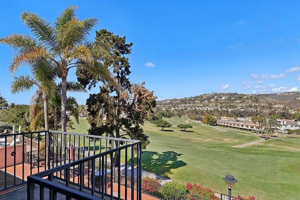 https://cdn.realtyfeed.com/cdn/127/306379211/c7f1f390fa8dc9c05ad5853c9c34d9e2.webp