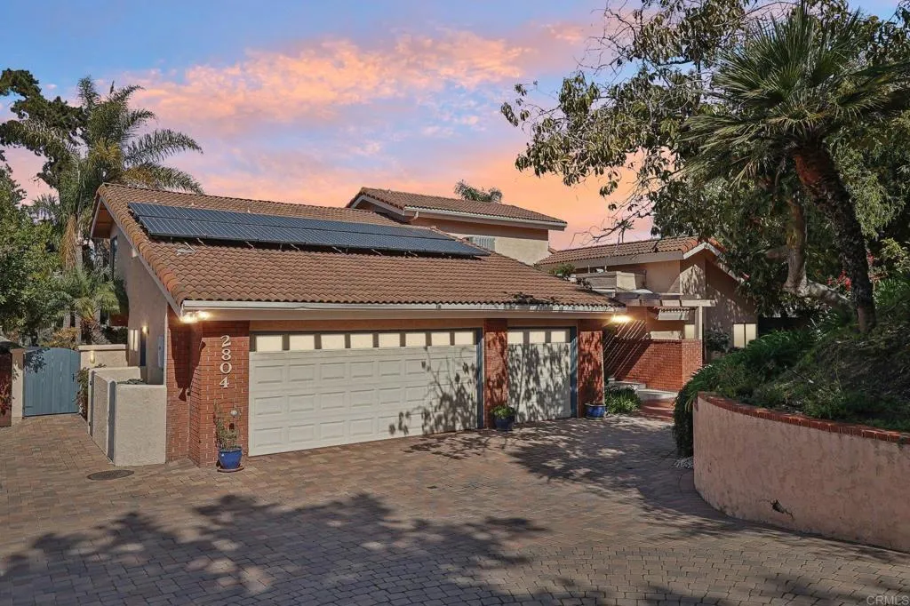 https://cdn.realtyfeed.com/cdn/127/306379211/fe0d8d4635ff53b8ee90be5118a9c6c4.webp