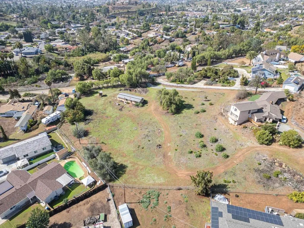 https://cdn.realtyfeed.com/cdn/127/306379297/ed71974451e80c54b20df7c495692c65.webp