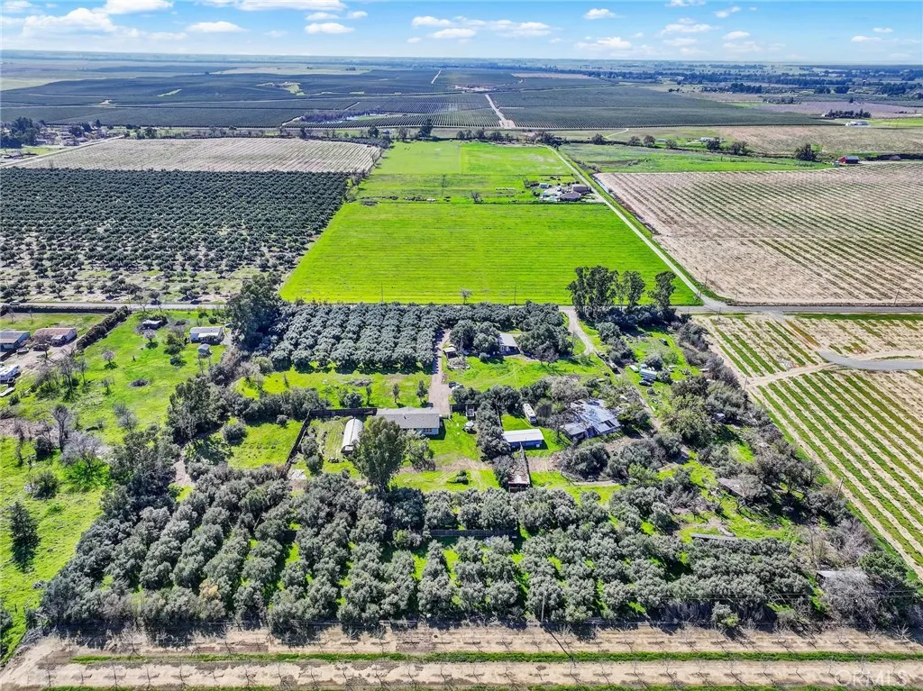 23580 Loleta, Corning, Ca 96021 - Photo 5 of 75, Corning, CA