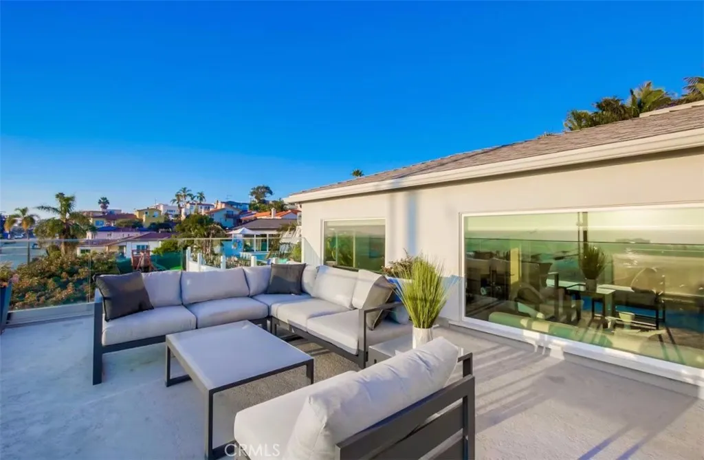 https://cdn.realtyfeed.com/cdn/127/306380006/01f34795e0ce298cea245a781c7756f8.webp