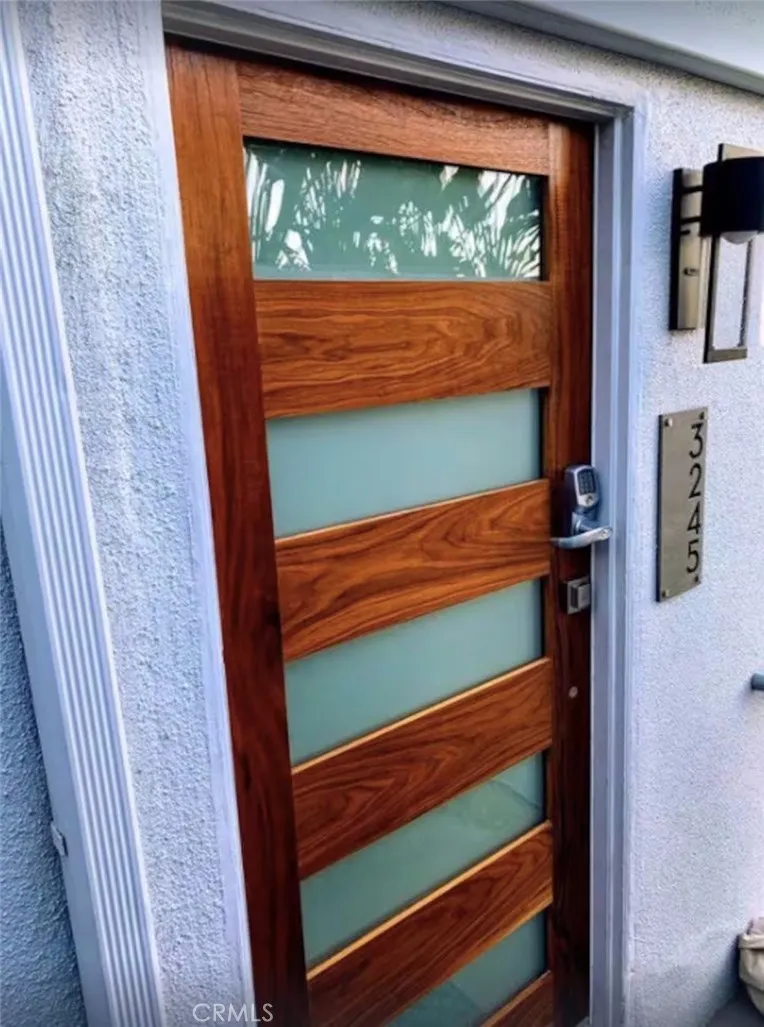 https://cdn.realtyfeed.com/cdn/127/306380006/65fe407ed125f608e3b35abb948bd248.webp