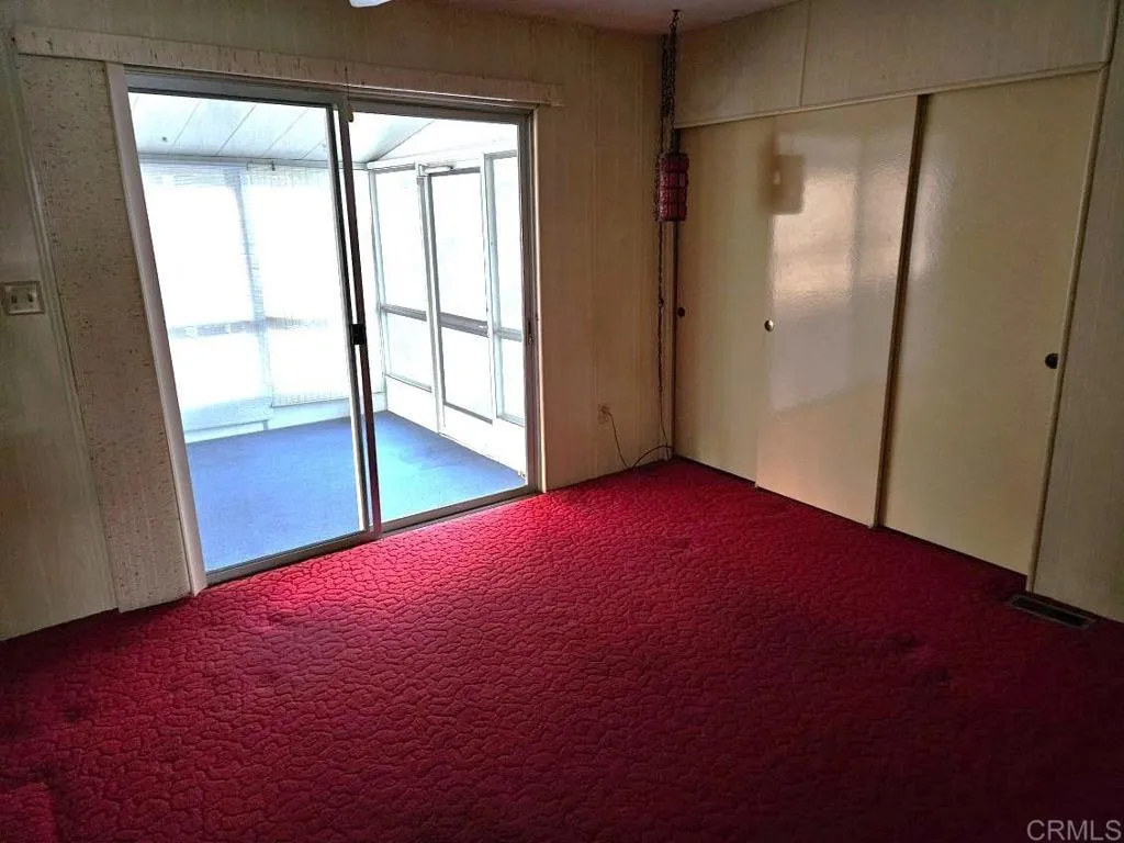 https://cdn.realtyfeed.com/cdn/127/306380524/d591f6355340c1f96a41eb41aba68e55.webp