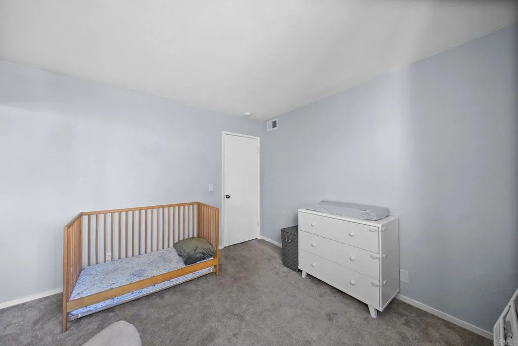 https://cdn.realtyfeed.com/cdn/127/306380942/14fea0e030e5a1a9b0f617d3e2131a83.webp