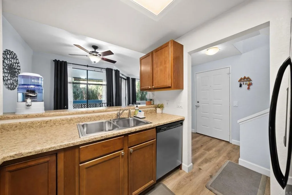 https://cdn.realtyfeed.com/cdn/127/306380942/9d444b528c46ddbeda2ce77065cf55c4.webp